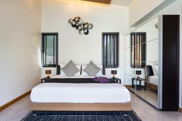 Villa Crystal Two-Bedroom Private Pool Villa プーケット エクステリア 写真