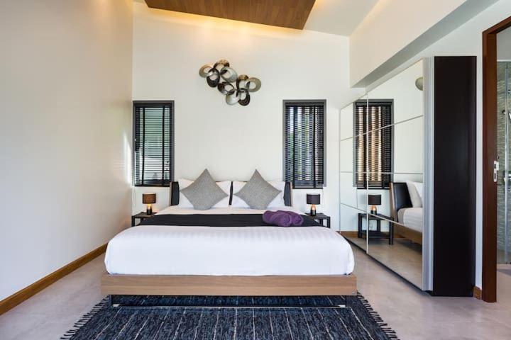 Villa Crystal Two-Bedroom Private Pool Villa プーケット エクステリア 写真