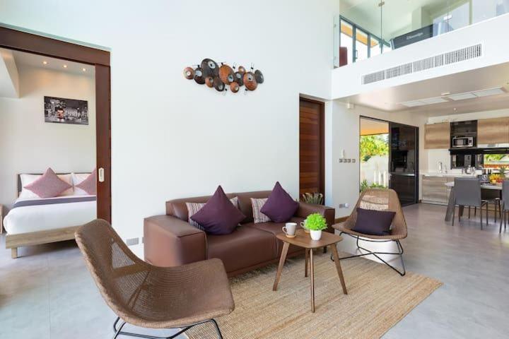 Villa Crystal Two-Bedroom Private Pool Villa プーケット エクステリア 写真